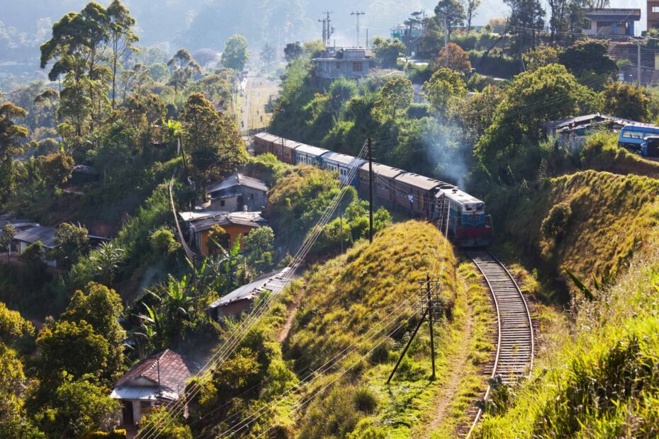 12 Scenic Train Rides That Are Charming But Long Overdue For An Upgrade - Idyllic Pursuit