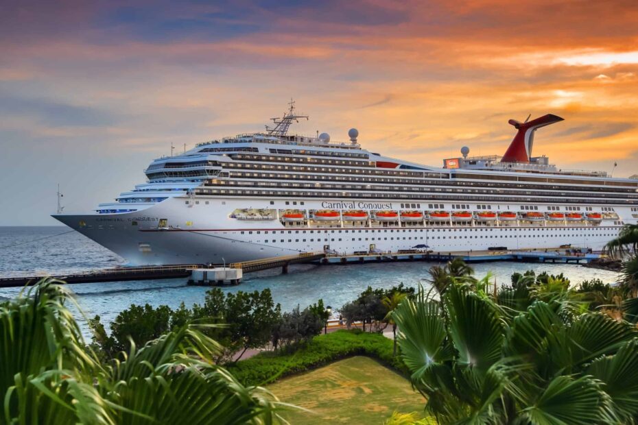 9 Top Carnival Ships per Traveler Reviews - Idyllic Pursuit