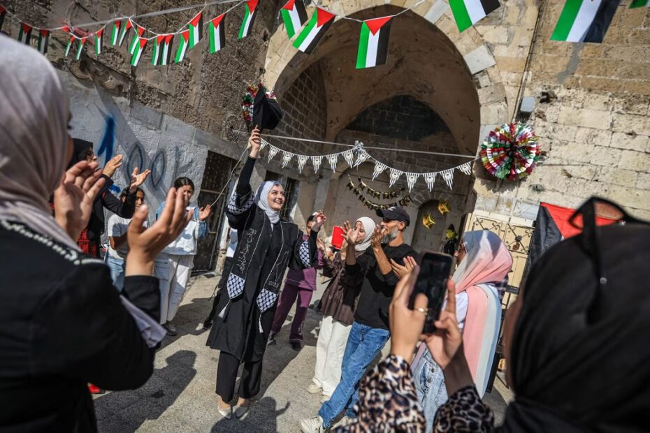 Bittersweet moments of joy as Gaza celebrates high school graduations without schools - Egypt Independent
