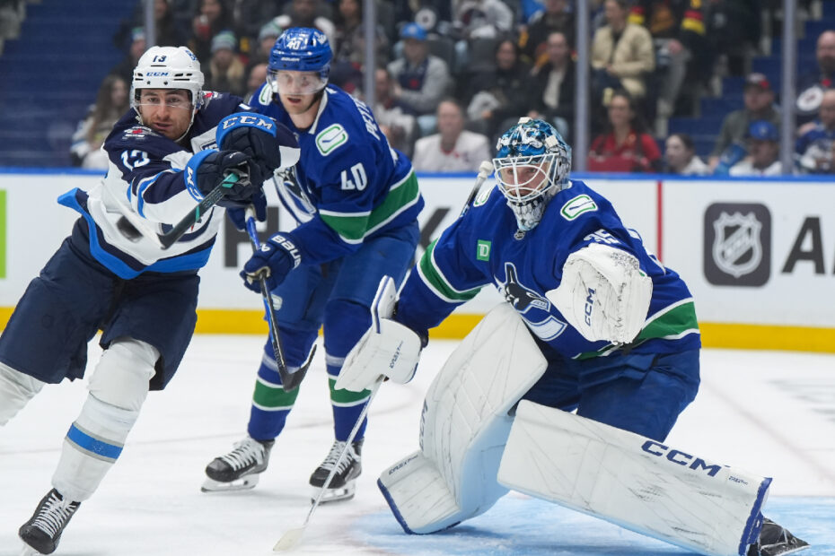 Canucks' fight to stay afloat takes another hit with loss of Demko