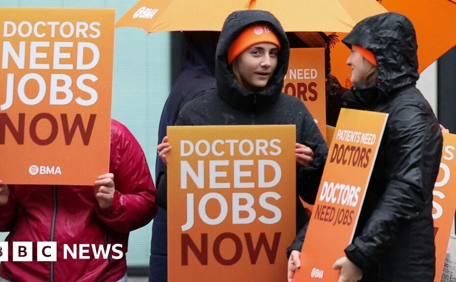 Doctor strike inflicting pain and misery on patients - Streeting