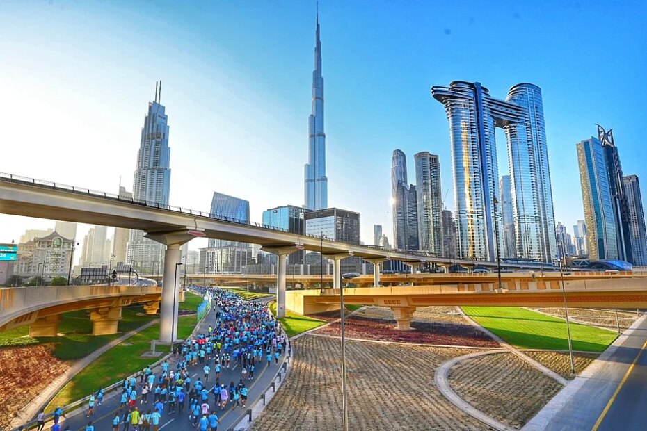 Dubai Run 2025: Thousands of runners take over Sheikh Zayed Road on Sunday morning