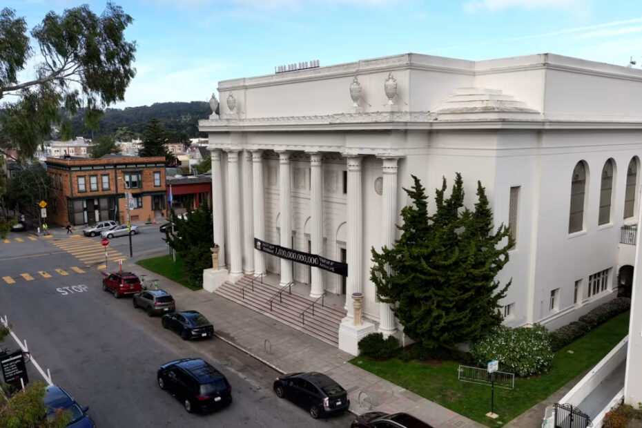 Inside the old church where one trillion webpages are being saved - Egypt Independent