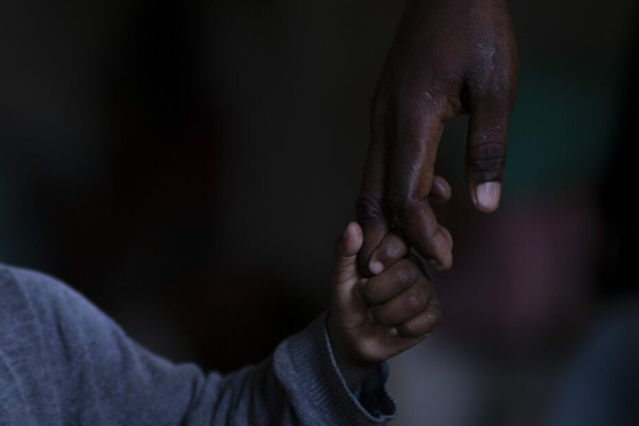 Chicago Mom Corshawnda Hatter Files Charges Kids Minors Orville Bright Elementary School New Home