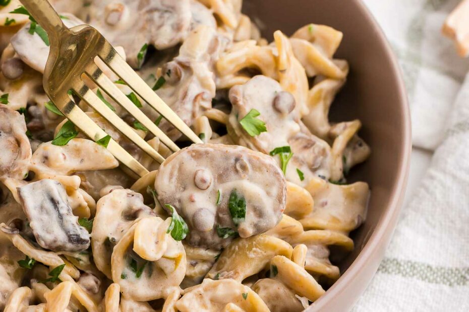 Mushroom Lentil Stroganoff