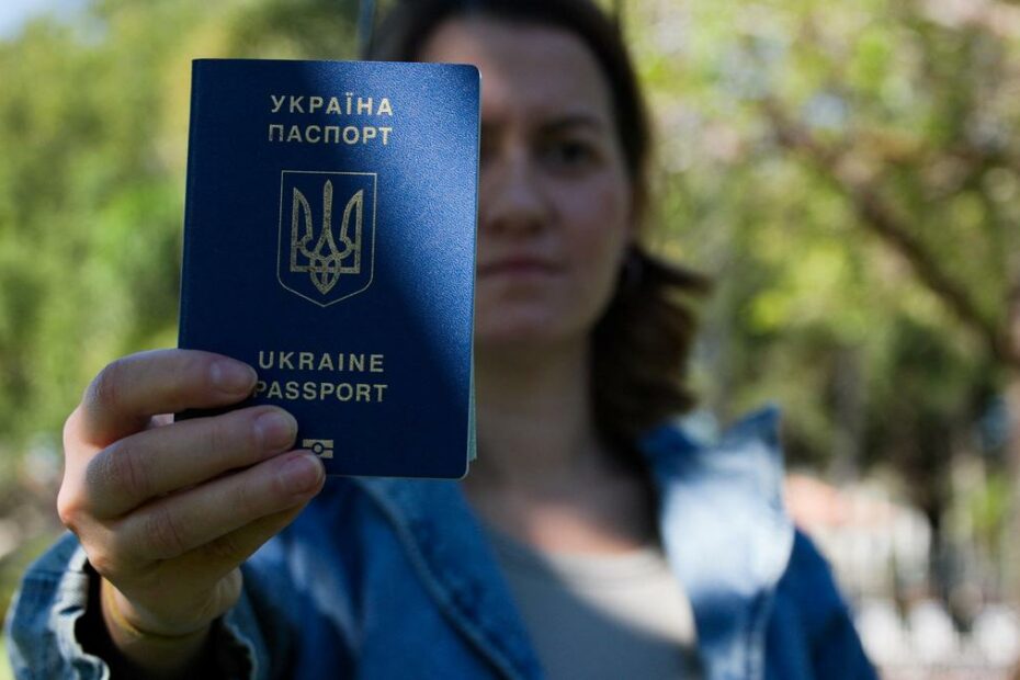 Nearly 200,000 Ukrainians in U.S. thrown into legal limbo by Trump immigration crackdown