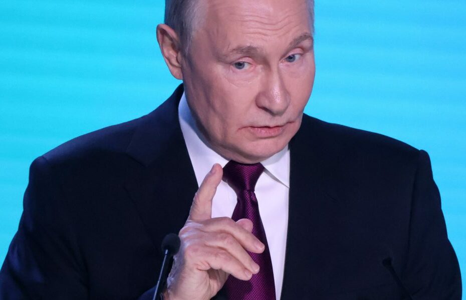 Secret U.S.-Russia talks led to plan that blindsided Ukraine | Fortune