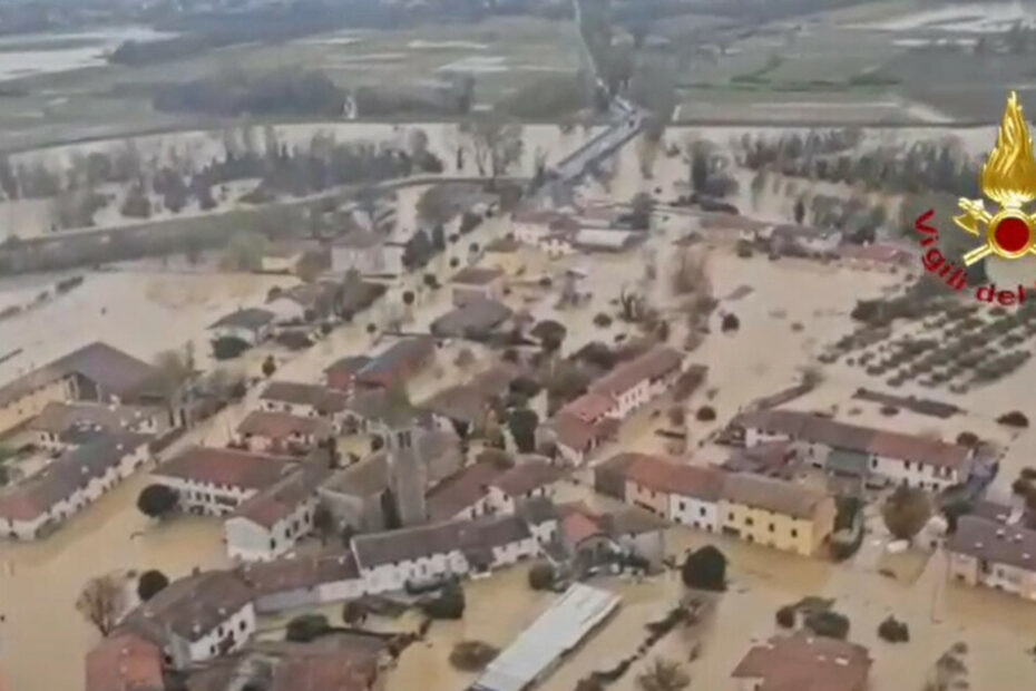 Una frana travolge una casa: salva una persona, due i dispersi - Notizie - Ansa.it