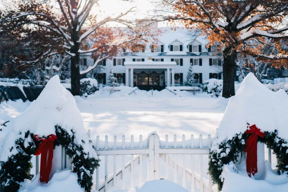 What To Do in Woodstock, VT During the Holidays