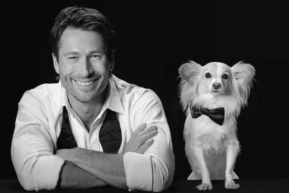 Glen Powell and Brisket in Saturday Night Live bumper photo