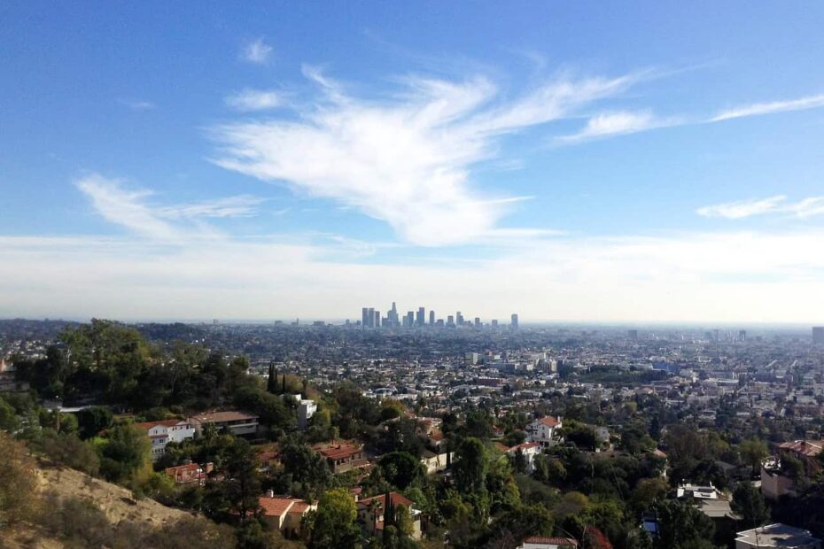 11 Cities Seeing a New Wave of Chinese Tourists and How Americans Feel It - Idyllic Pursuit