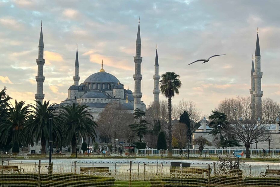 14 Historic Sites That Banned Selfie Sticks and Tripods This Year - Idyllic Pursuit