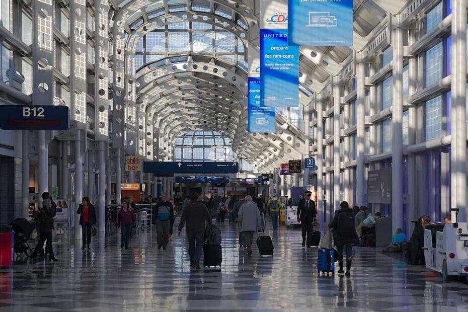8 U.S. Airports Where You Can Comfortably Stay Inside the Terminal - Idyllic Pursuit