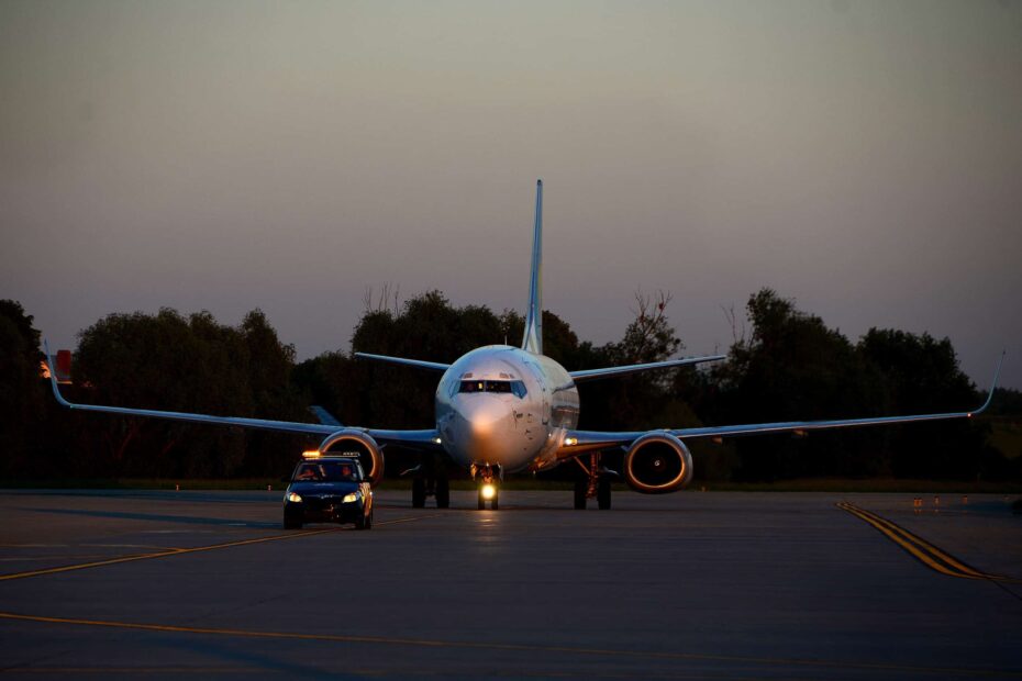 9 Small US Airports Losing Major Airline Service in Late 2025 - Idyllic Pursuit