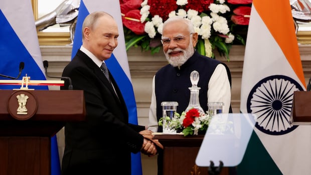 ANALYSIS | Amid strained ties between India and U.S., Modi and Putin are full of praise for each other | CBC News