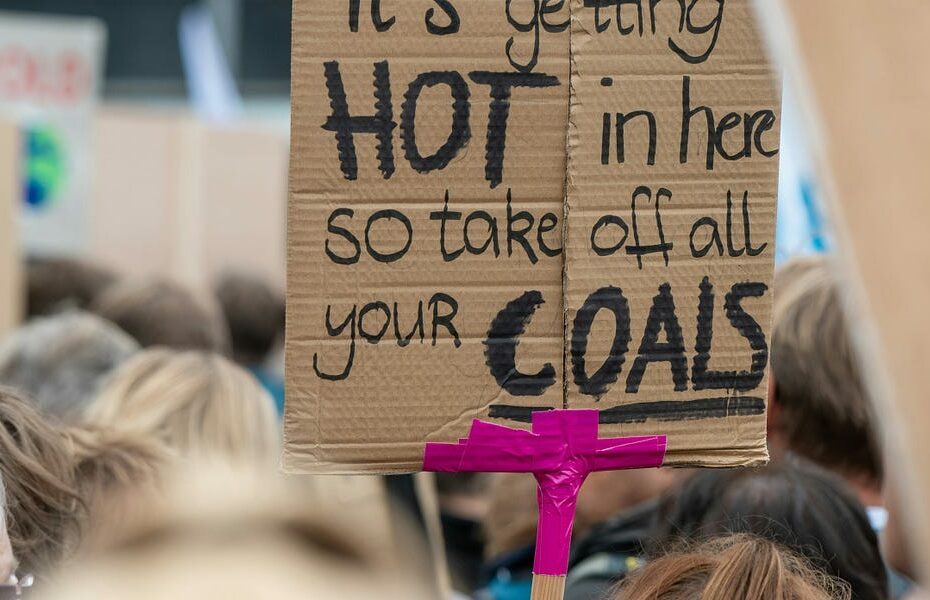 EPA Wins Exxon Peace Prize After Deleting 'Fossil Fuels' From Climate Change Webpages