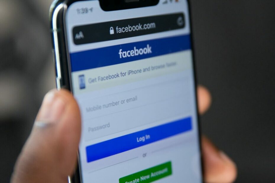 Facebook in the Philippines: Users, Demographics, Impact