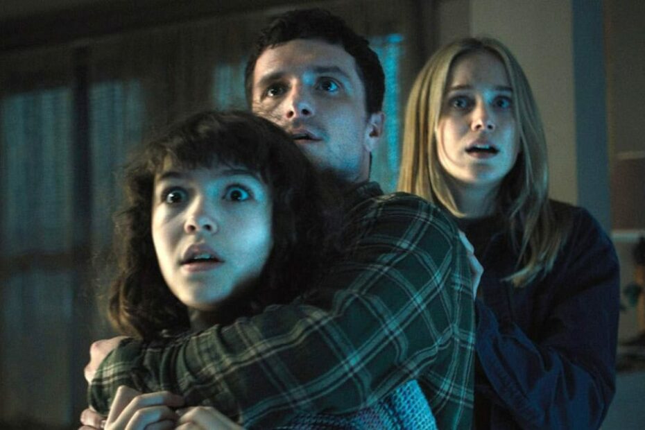 A new featurette has been released to hype the creepiness of the character known as the Marionette in Five Nights at Freddy's 2