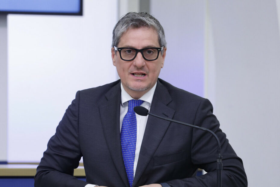 Il sottosegretario all'editoria Alberto Barachini convoca i vertici di Gedi e il cdr - Notizie - Ansa.it