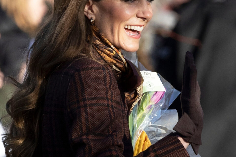 Kate Middleton Brings Back a Familiar Checked Coat for Sandringham Christmas Day Church Service