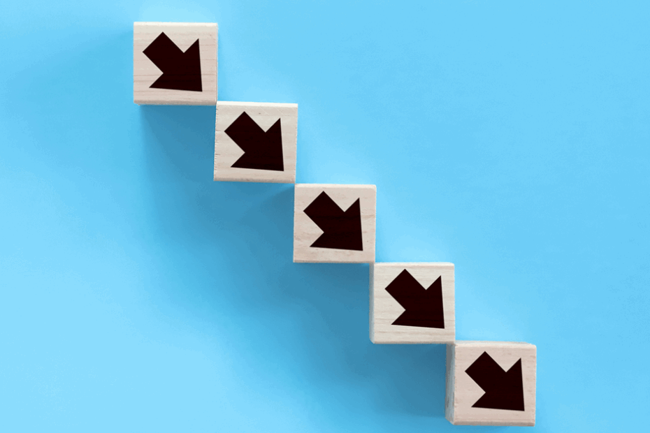 Strategists See USA Crude Inventories Dropping Week on Week