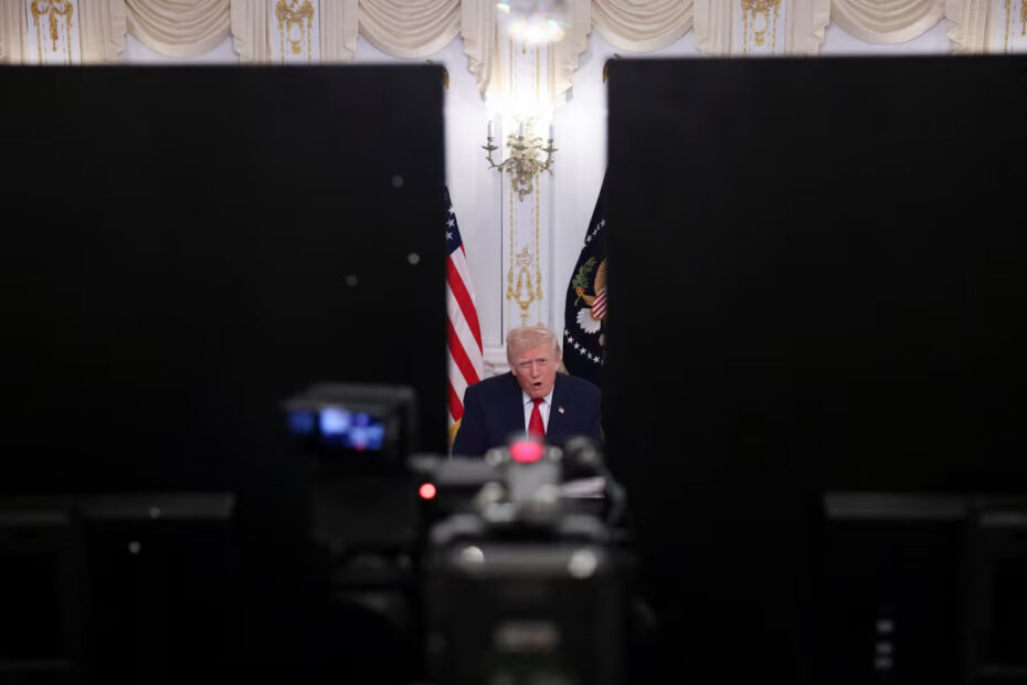 Trump struggles with Venezuelan dilemma as Maduro digs in and storm builds at home over potential ‘war crime’ - Egypt Independent