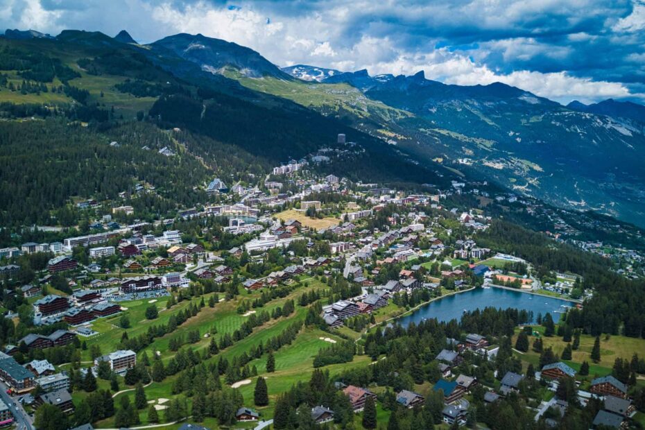 10 Lessons Ski Travelers Can Learn From the Crans-Montana Bar Explosion - Idyllic Pursuit