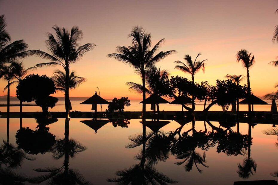 9 Hidden Costs in “All-Inclusive” Packages That Still Show Up Anyway - Idyllic Pursuit