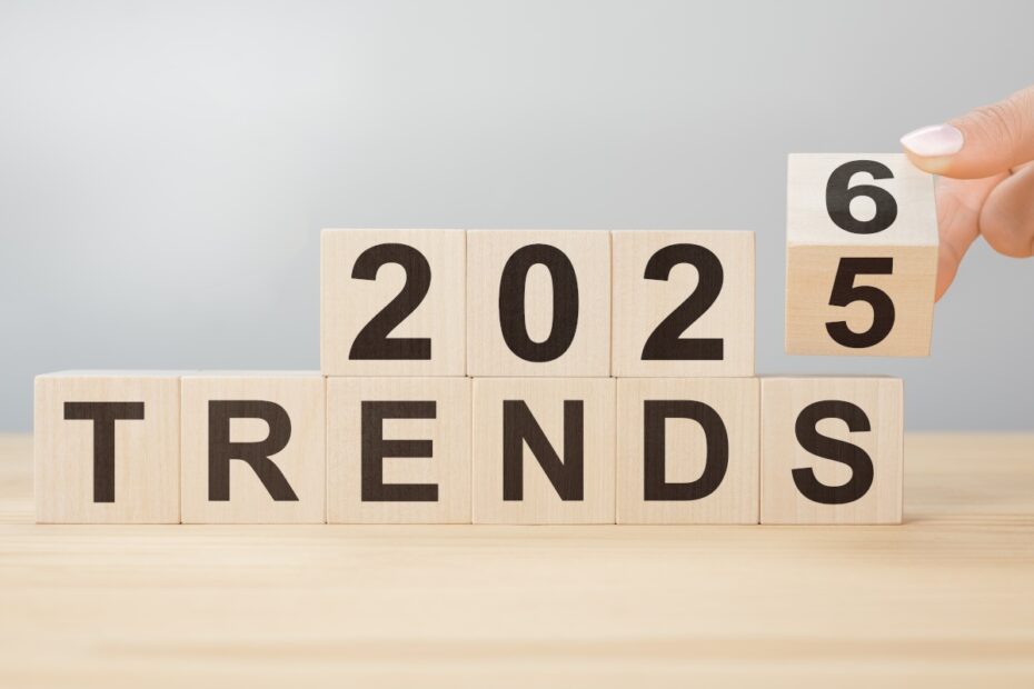 A hand moves a block changing 2025 to 2026 indicating new trends.