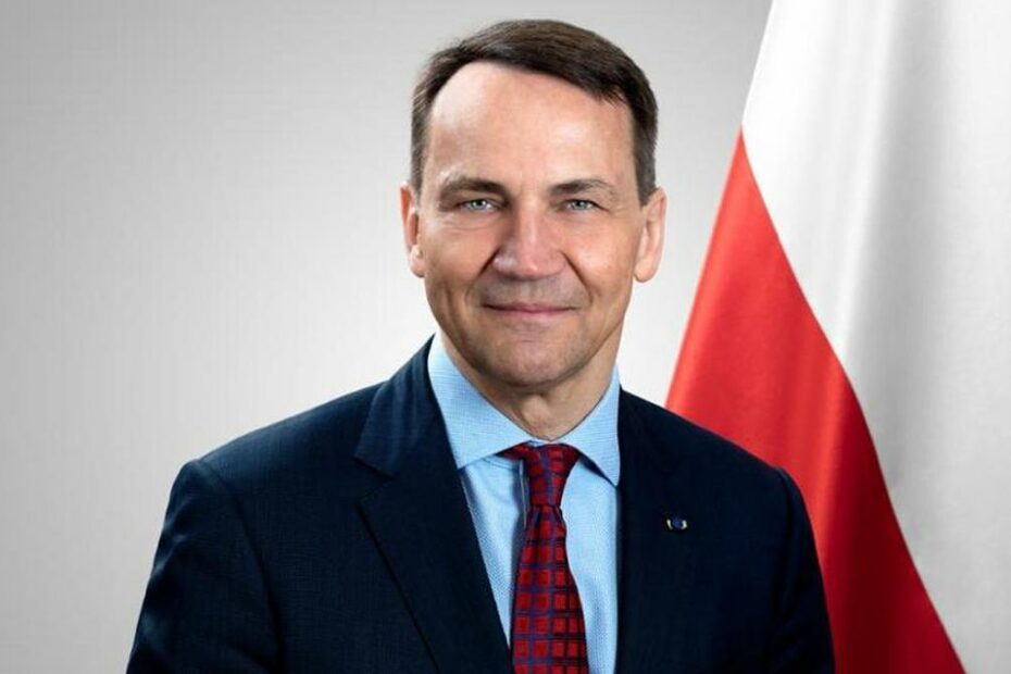 Borders should not be decided by tanks or terrorists: Poland Deputy PM Sikorski