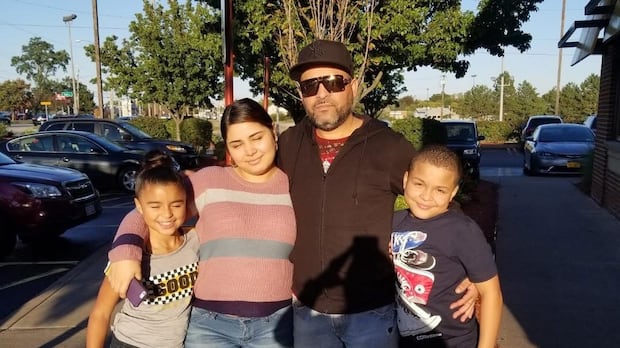 Cuban-born immigrant died by homicide at ICE facility in Texas, autopsy finds | CBC News
