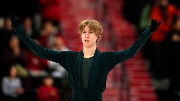 Gogolev inches closer to Olympic berth with first Canadian figure skating title | CBC Sports