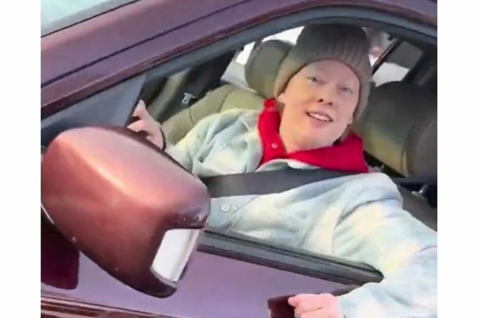 Lesbians Taunted ICE Goon, Smirked Even. And So He Killed One.