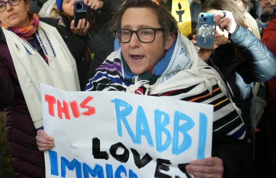 Minneapolis' icy ICE rally sees 100 clergy arrested as thousands protest 'federal occupation' | Fortune
