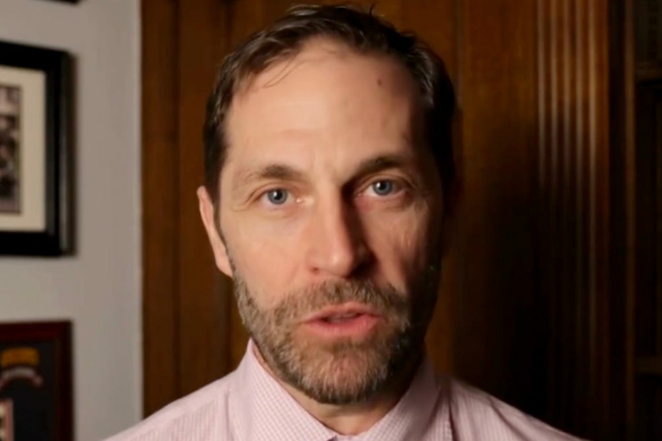 US Attorney Boxwine Harassing Lawmakers Who Reminded Troops Of Duty To Defy Illegal Orders