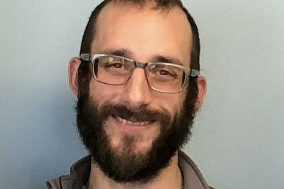 Who was Alex Pretti? What we know about the ICU nurse killed by federal agents at Minneapolis protest